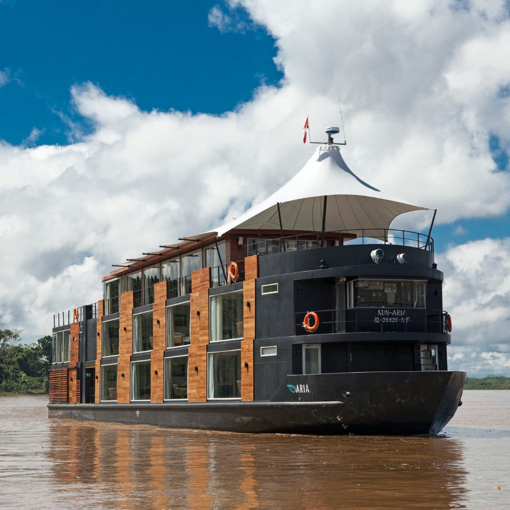 Aria Amazon Cruise, Peru